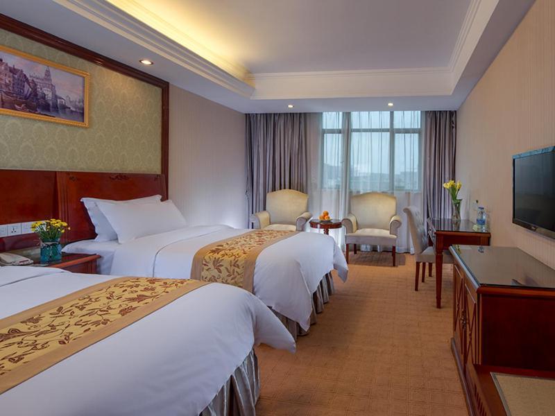 Vienna Hotel Guangzhou Airport 2 Extérieur photo
